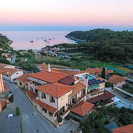 Galli - Wellness & - Parcheggio Gratuito 3*