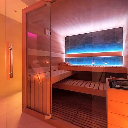 Galli - Wellness & - Parcheggio Gratuito 3*
